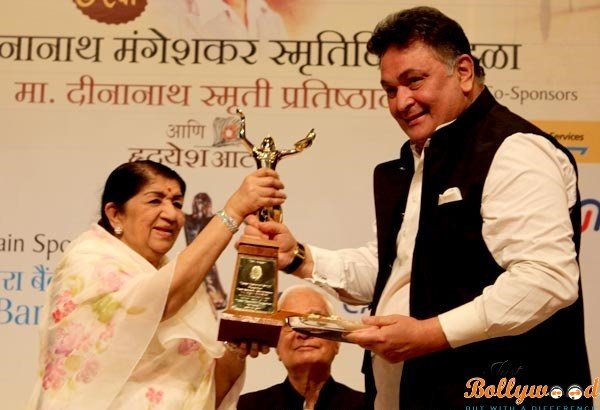 Master Dinanath Mangeshkar Award 2014 - Rishi kapoor