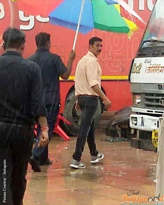 pictures-akshay-kumar-on-the-sets-of-jolly-llb-2-5