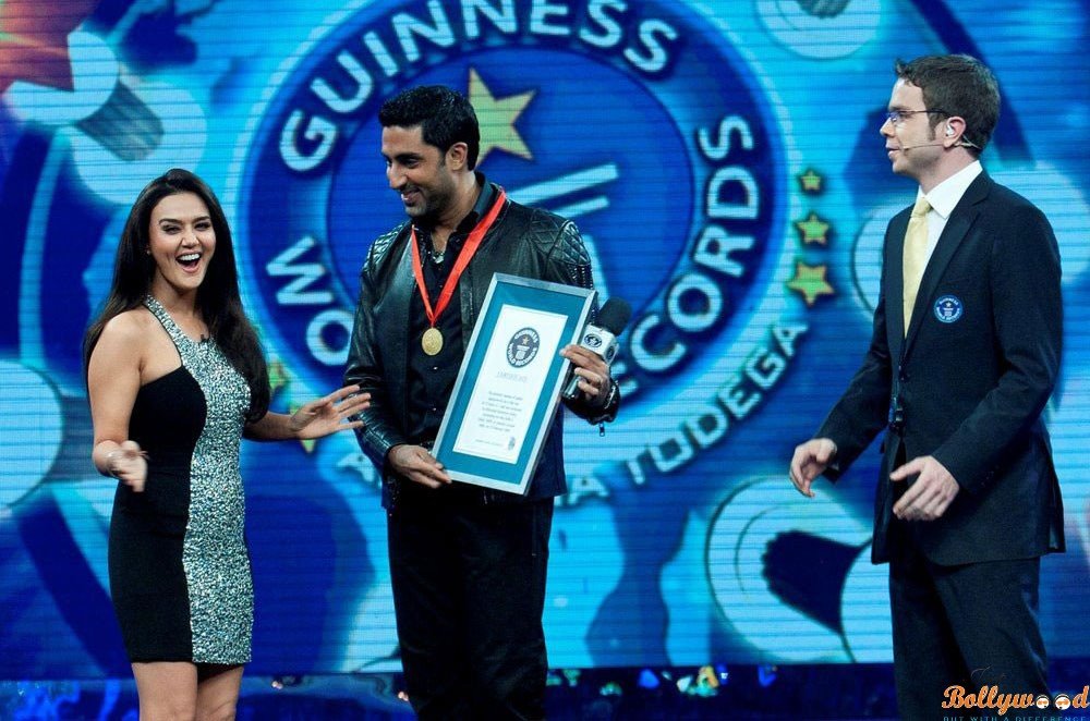 Bollywood Actors who made their names enter into Guinness World Records 