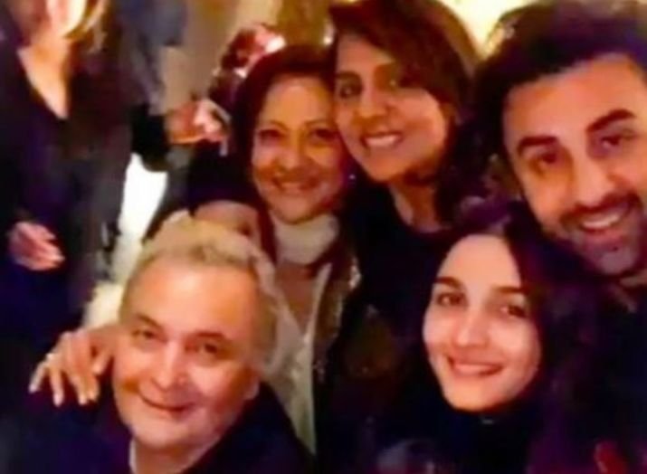 Rishi Kapoor with family in -New York