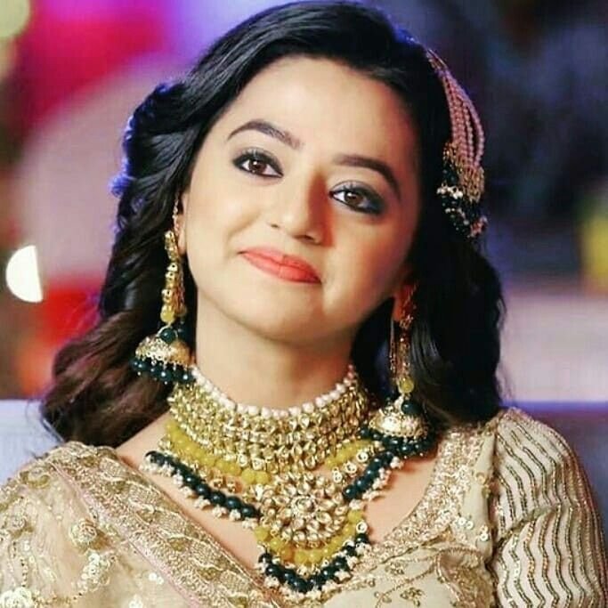 A quirky, funny and a mesmerising day into TV actress Helly Shah's Life -  CineTalkers